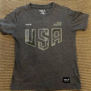 5 for $10 mitre graphic tee size small